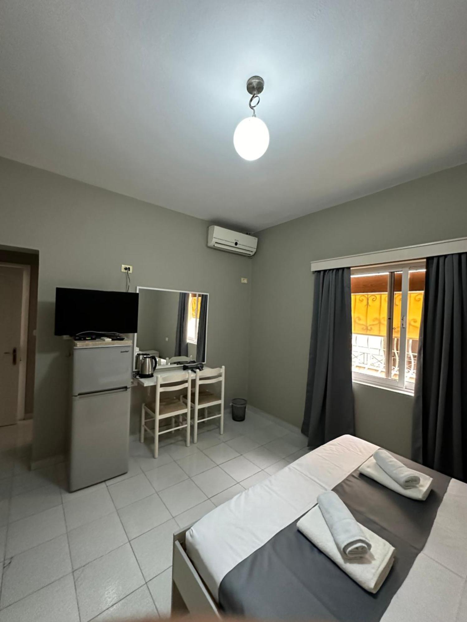 Olivias Apartments City Center Saranda Extérieur photo