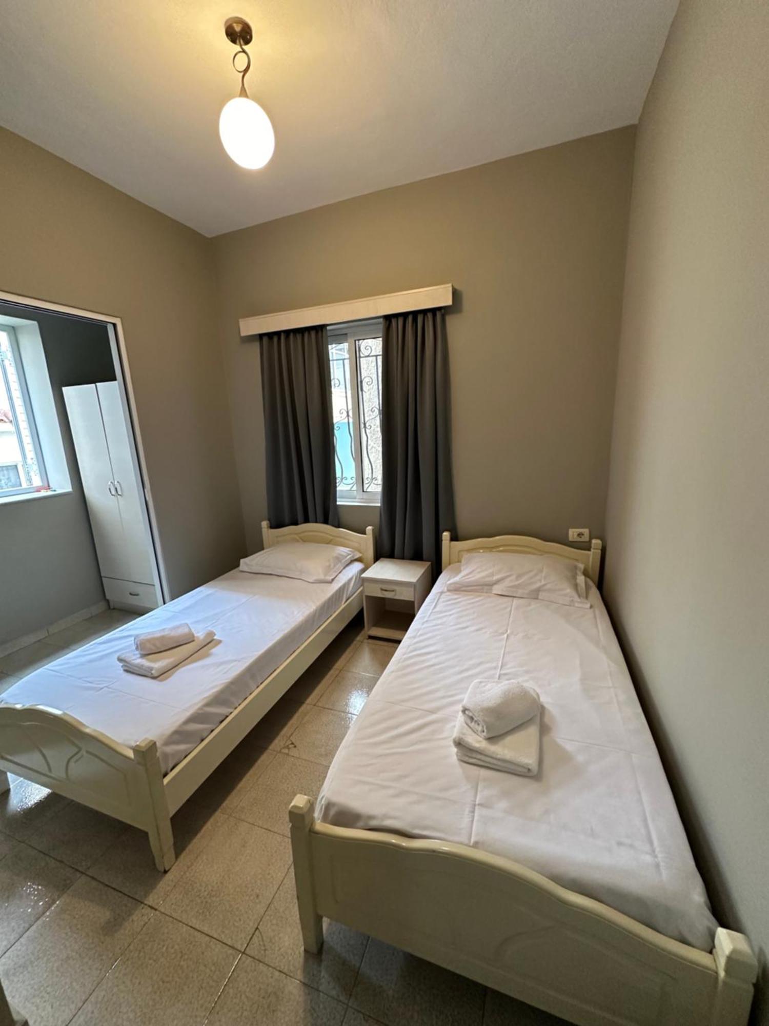 Olivias Apartments City Center Saranda Extérieur photo