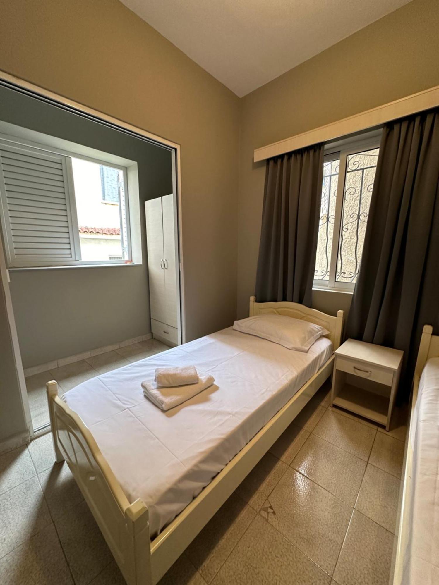 Olivias Apartments City Center Saranda Extérieur photo
