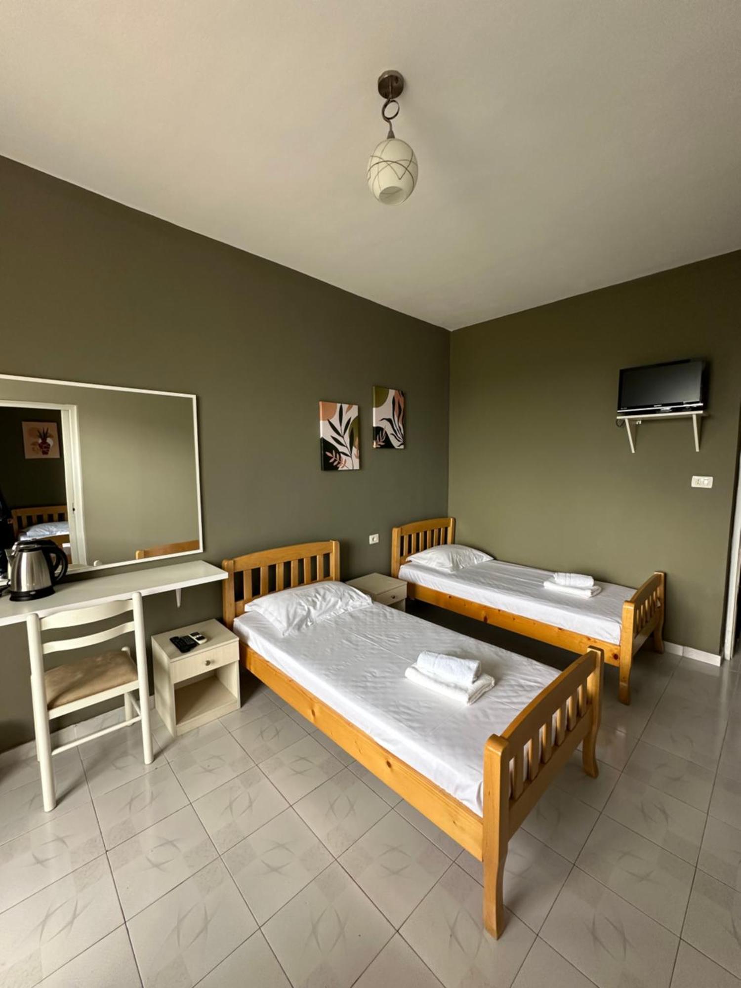 Olivias Apartments City Center Saranda Extérieur photo