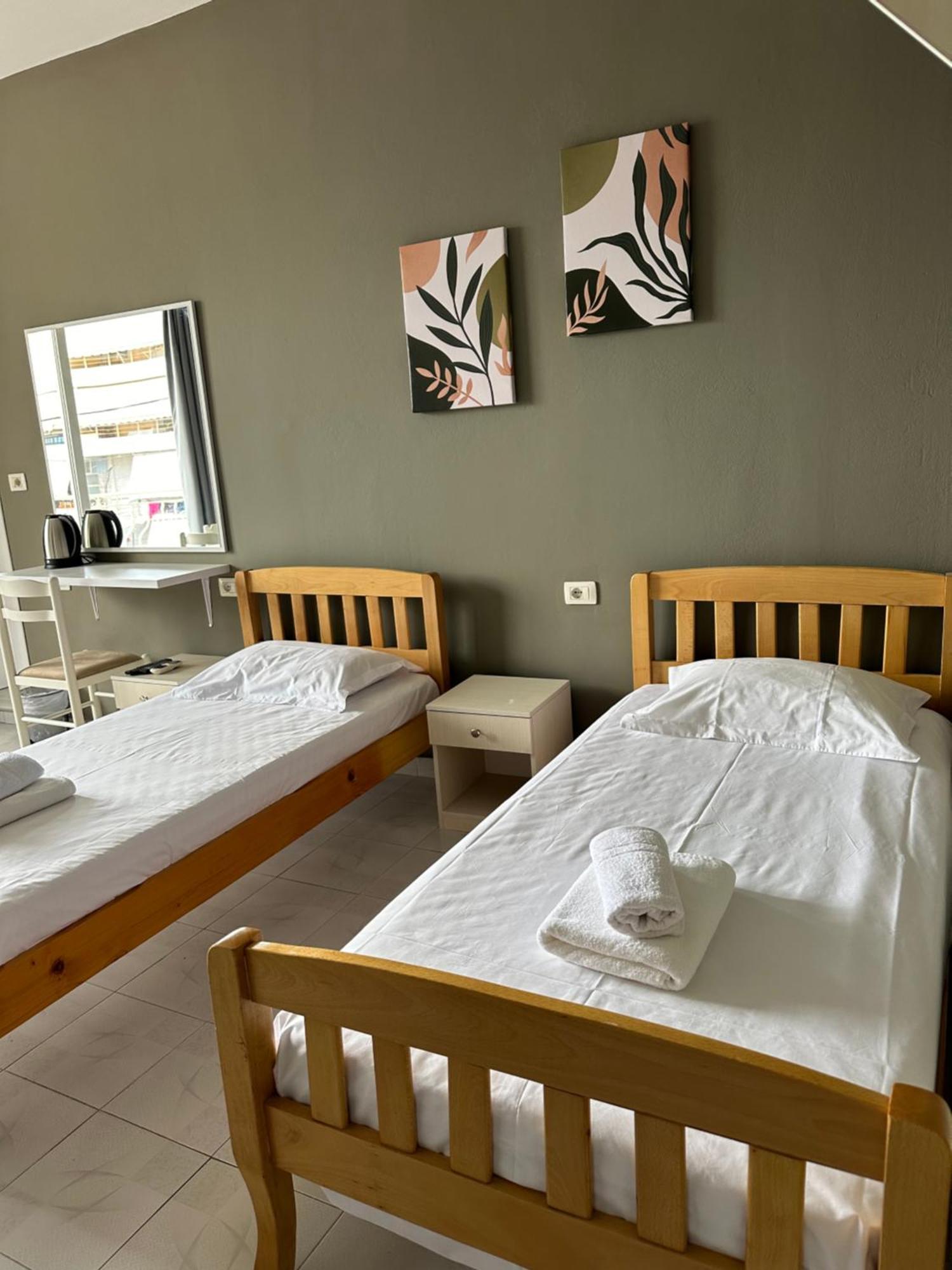 Olivias Apartments City Center Saranda Extérieur photo